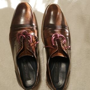 Classic Brown Leather Oxfords with Polished Finish